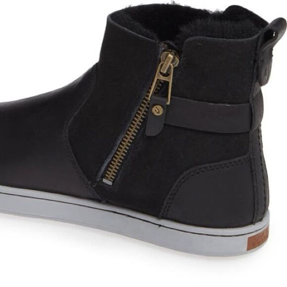 OluKai Genuine Shearling Sneaker Boots 8 1/2 - Picture 3 of 12